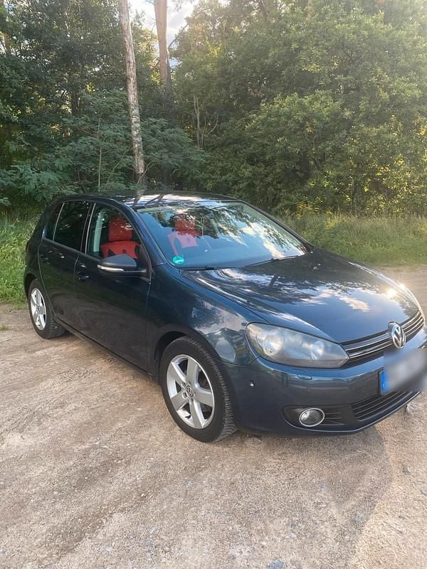 Gebraucht VW Golf VI 122 PS (89 kW) 2010 Andere farben Kleinwagen