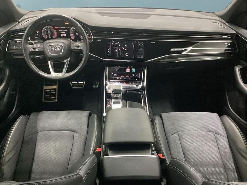 Gebraucht Audi Q8 286 PS (210 kW) 2022 Schwarz SUV