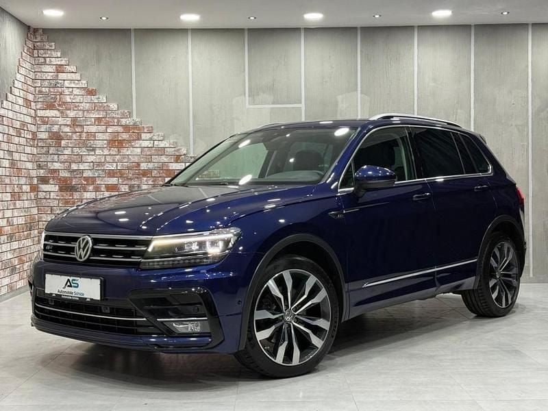 Blau Gebraucht 2018 VW Tiguan R-line SUV | 23.990 € (Fairer Preis) - Bild 1/4