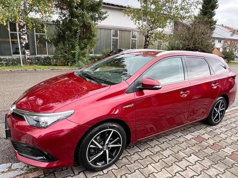 3t3 tokiyo rot Gebraucht 2017 Toyota Auris Hybrid Edition-S Kombi | 16.960 € (Fairer Preis) - Bild 1/4
