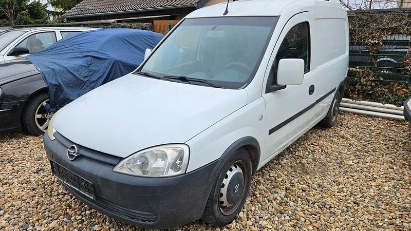 Gebraucht Opel Combo 75 PS (55 kW) 2007 Weiß Van / Kleinbus