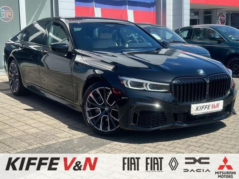 Schwarz Gebraucht 2021 BMW 730 M Sport Limousine | 53.900 € (Fairer Preis) - Bild 1/4