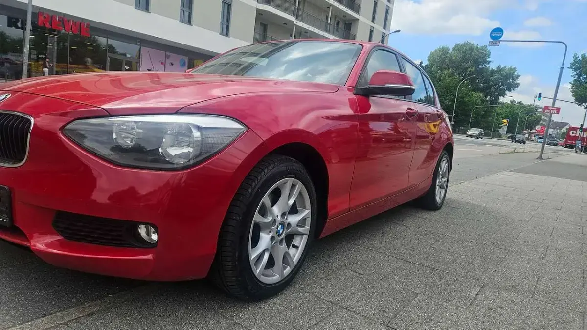 Gebraucht BMW 116 136 PS (100 kW) 2012 Rot Kleinwagen