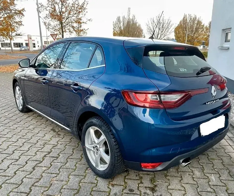 Occasion Renault Mégane Intens 132 ch (97 kW) 2017 Bleue Berline