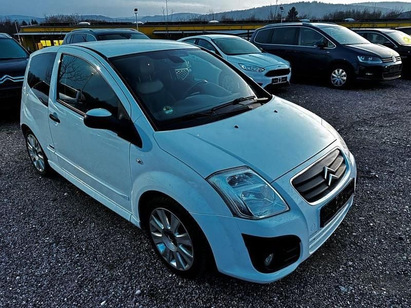 Weiß Gebraucht 2008 Citroën C2 Kleinwagen | 3.450 € (Etwas zu teuer) - Bild 1/4