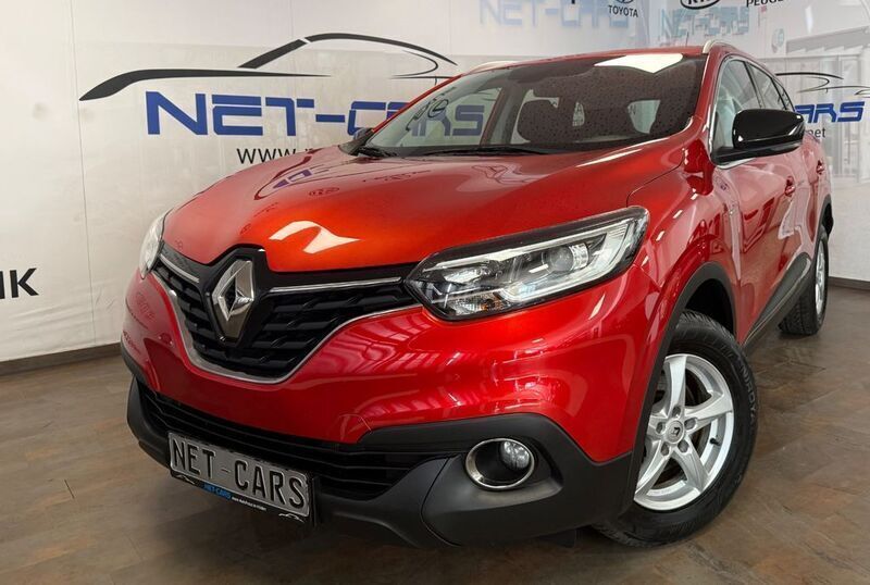 Rot Gebraucht 2019 Renault Kadjar LIMITED SUV | 11.850 € (Fairer Preis) - Bild 1/3