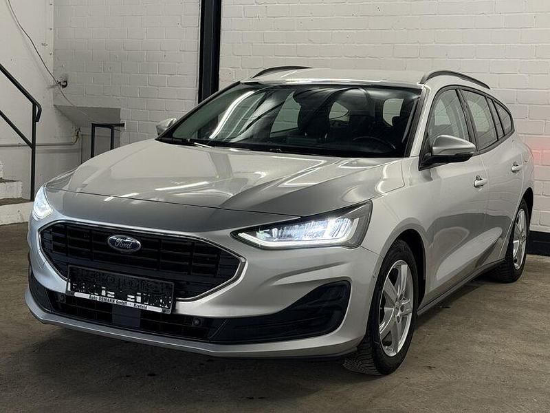 Gebraucht Ford Focus Style 120 PS (88 kW) 2022 Polarsilber metallic Kombi