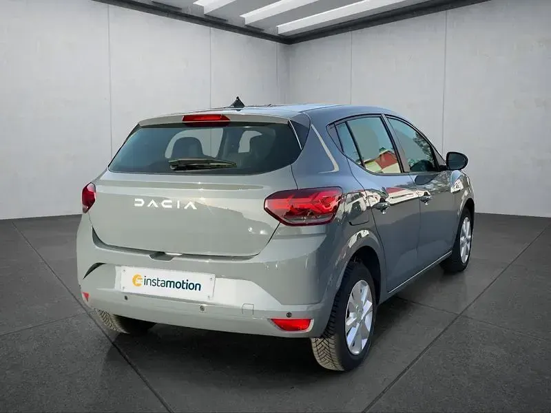 Gebraucht Dacia Sandero 91 PS (66 kW) 2023 Grau Kleinwagen