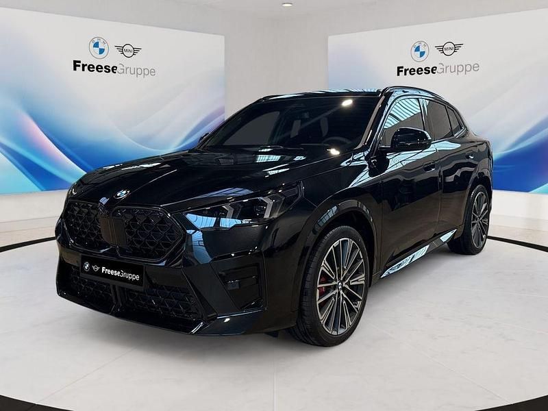 Schwarz Neu 2025 BMW X2 Luxury Line SUV | 59.590 € (Etwas zu teuer) - Bild 1/4