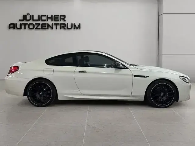 Gebraucht BMW 650 Sport Line 408 PS (300 kW) 2012 Weiß Coupé