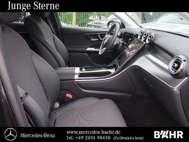 Gebraucht Mercedes GLC300e 333 PS (244 kW) 2024