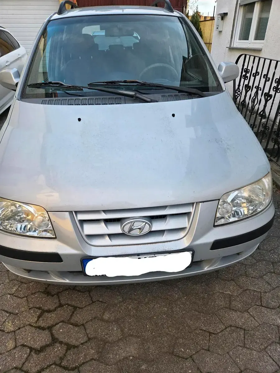 Second-hand Hyundai Matrix 103 CP (75 kW) 2005 Argintiu Monovolum