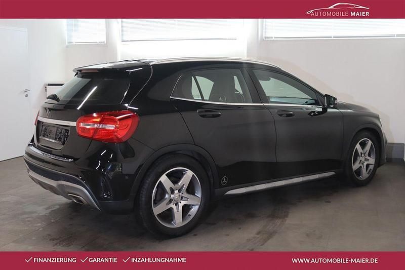 Gebraucht Mercedes GLA250 AMG line 211 PS (155 kW) 2015 Kosmosschwarz SUV