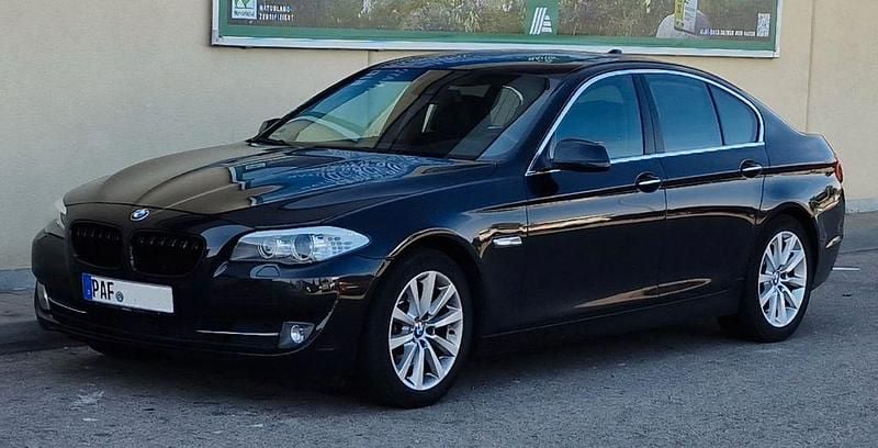 Gebraucht BMW 525 204 PS (150 kW) 2011 Schwarz Limousine