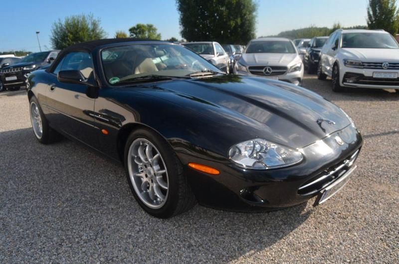 Grau Gebraucht 1999 Jaguar XK8 Cabrio | 7.500 € - Bild 1/4