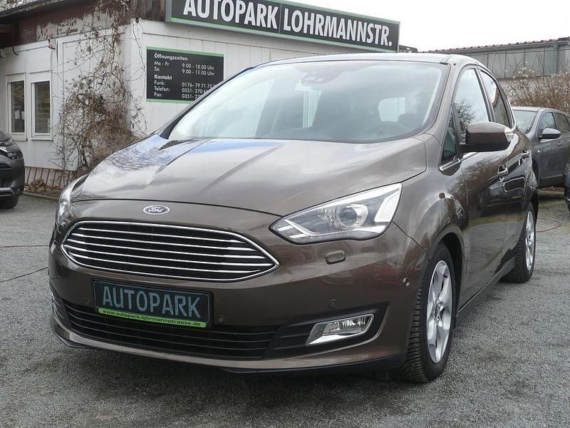 Gebraucht Ford C-MAX Titanium 125 PS (91 kW) 2016 Braun Van / Kleinbus