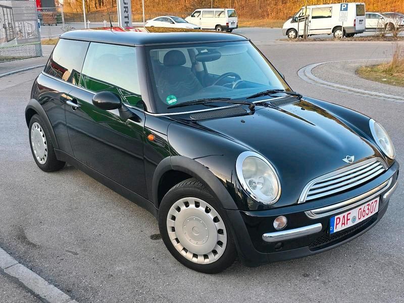 Gebraucht Mini Cooper 115 PS (84 kW) 2004 Schwarz Kleinwagen