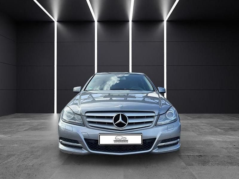 Gebraucht Mercedes C220 170 PS (125 kW) 2011 Silber Limousine