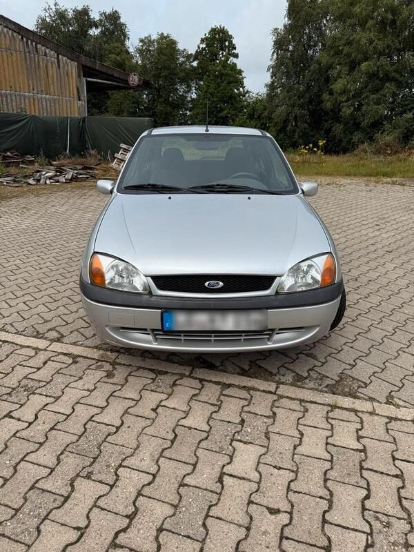 Gebraucht 2001 Ford Fiesta Kleinwagen | 250 € (Superpreis) - Bild 1/4
