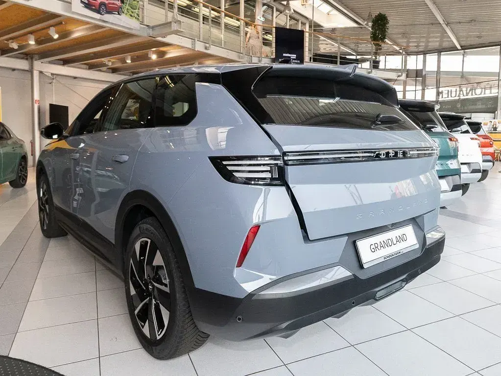 Neu Opel Grandland X Edition 145 PS (106 kW) 2025 Other SUV