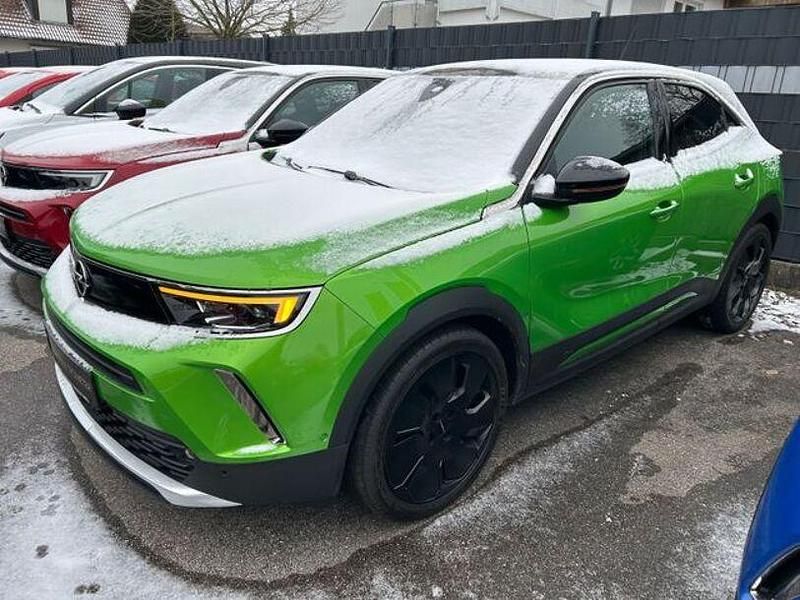 Grün Gebraucht 2023 Opel Mokka Ultimate SUV | 21.990 € (Fairer Preis) - Bild 1/4