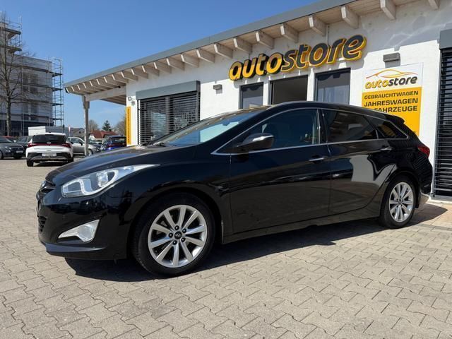 Schwarz Gebraucht 2015 Hyundai i40 Style Kombi | 7.585 € (Guter Preis) - Bild 1/4
