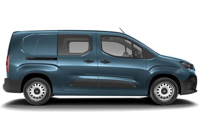 Neu Fiat Doblò 101 PS (74 kW) 2026 Libeccio blau metallic Van / Kleinbus