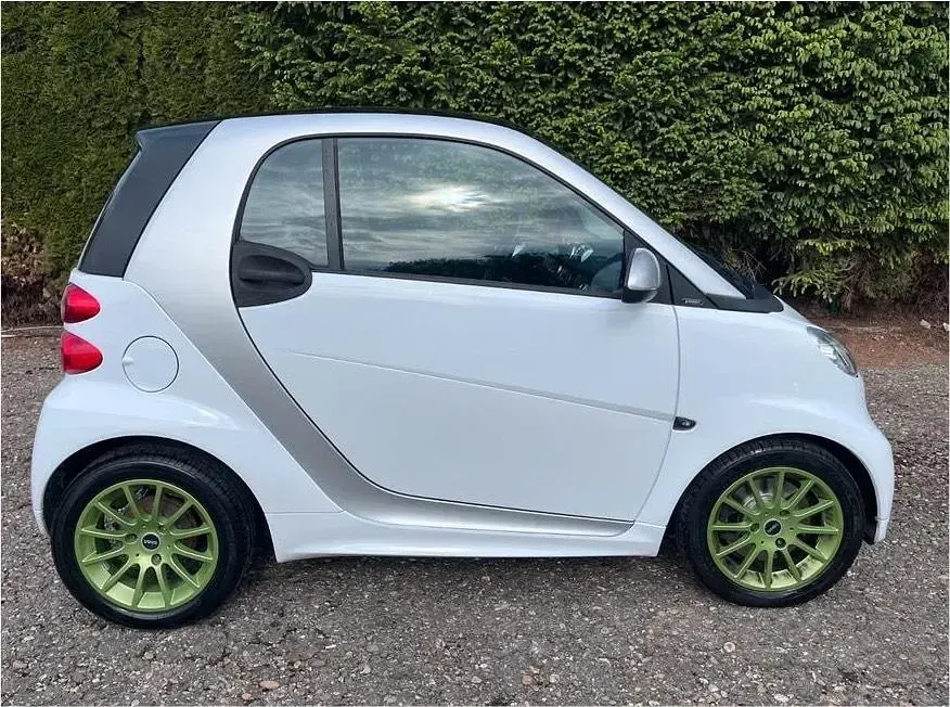 Gebraucht Smart ForTwo Coupé Passion 71 PS (52 kW) 2013 Weiß Coupé