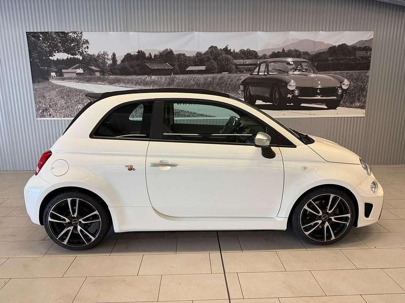 Gebraucht Abarth 595C Turismo 165 PS (121 kW) 2023 Weiß Cabrio