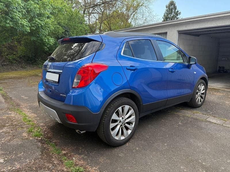 Usado Opel Mokka 140 HP (102 kW) 2015 Azul SUV