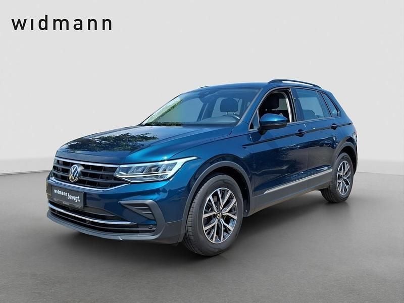 Nightshade blue metallic Gebraucht 2022 VW Tiguan Life SUV | 29.850 € (Superpreis) - Bild 1/4