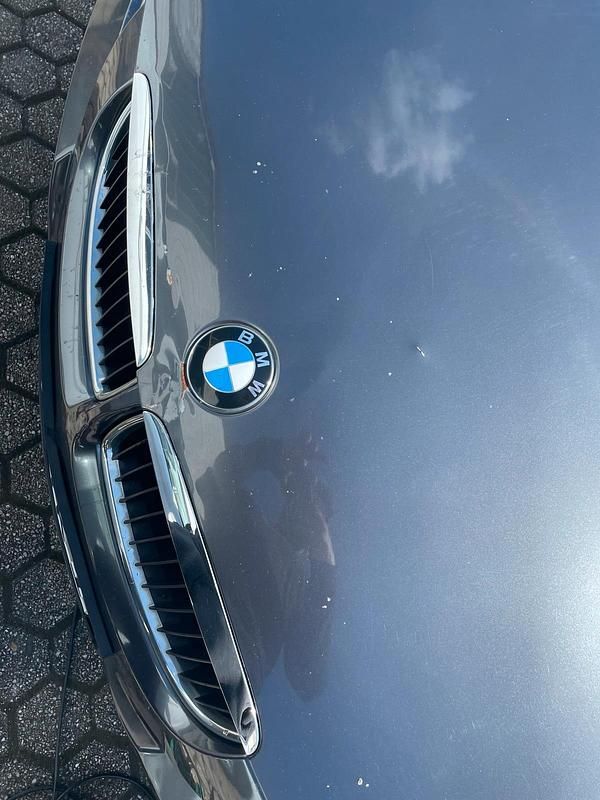 Gebraucht BMW 318 2005 Grau Limousine