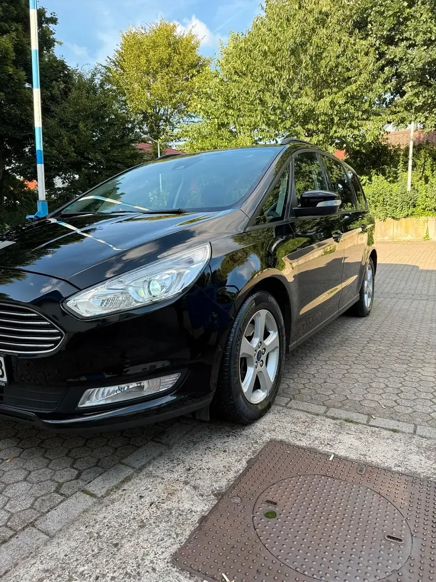 Usata Ford Galaxy 150 CV (110 kW) 2016 Nero Monovolume