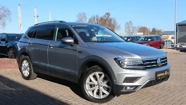 Gebraucht VW Tiguan Allspace Highline 150 PS (110 kW) 2020 Silber SUV
