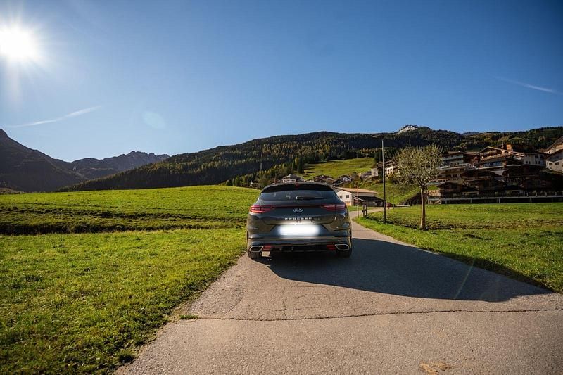 Gebraucht Kia ProCeed GT 204 PS (150 kW) 2020 Grau Kombi