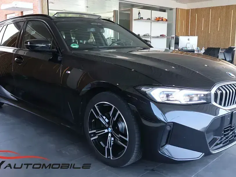 Gebraucht BMW 320 M Sport 190 PS (139 kW) 2025 Schwarz Limousine