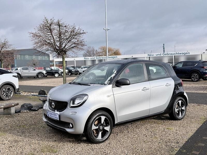 Gebraucht Smart ForFour 90 PS (66 kW) 2017 Schwarz Kleinwagen