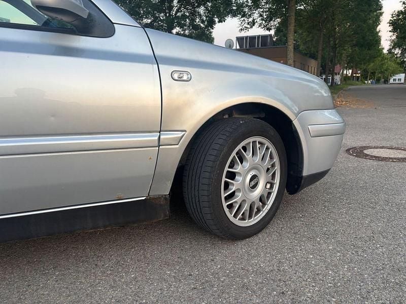 Gebraucht VW Golf Cabriolet Conceptline 90 PS (66 kW) 2002 Silber Cabrio