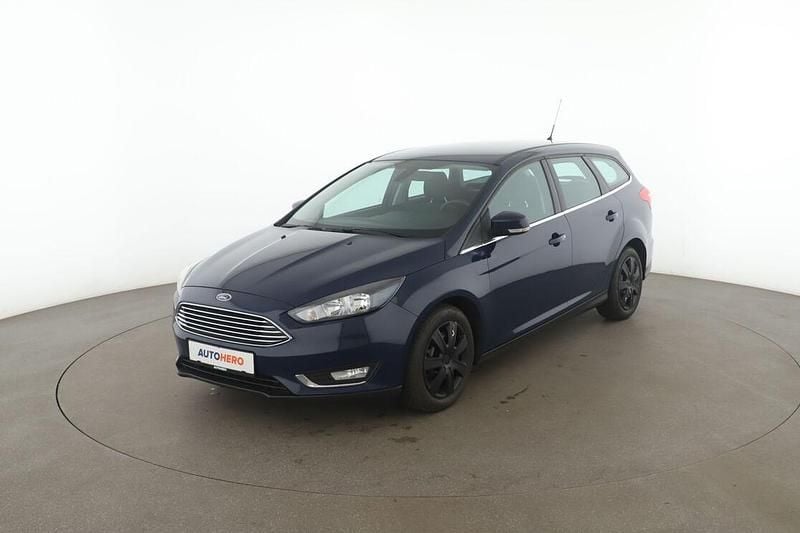 Blau Gebraucht 2015 Ford Focus Titanium Kombi | 9.590 € (Fairer Preis) - Bild 1/3