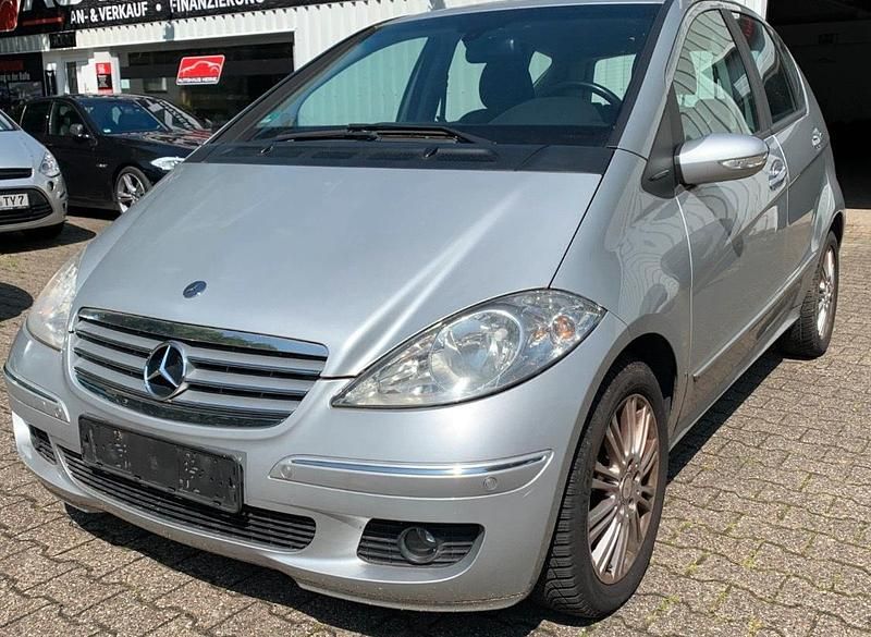 Silber Gebraucht 2007 Mercedes A200 Elegance Kleinwagen | 1.490 € (Superpreis) - Bild 1/4