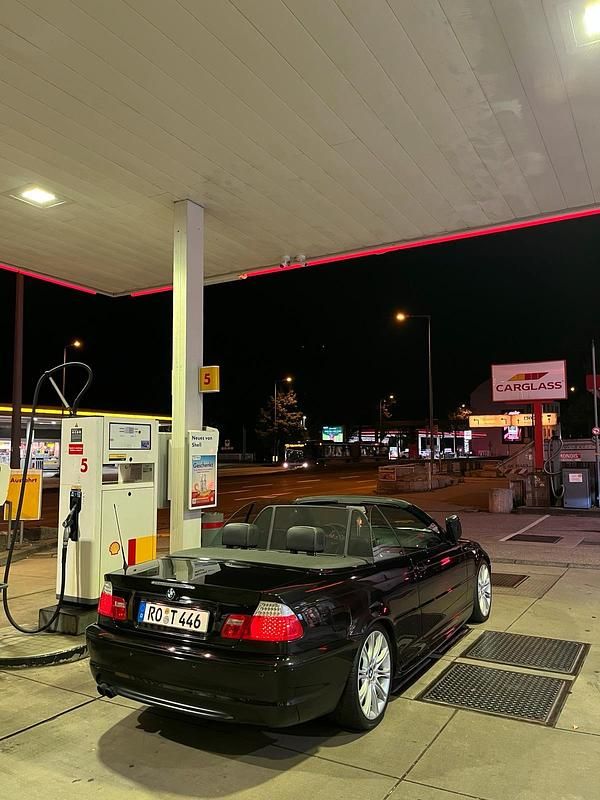 Schwarz Gebraucht 2004 BMW 330 Cabriolet M Sport Cabrio | 9.500 € (Guter Preis) - Bild 1/4