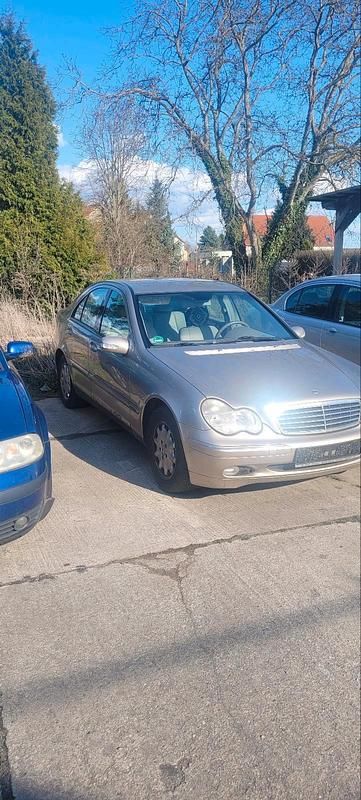 Gebraucht Mercedes C180 143 PS (105 kW) 2003 Limousine