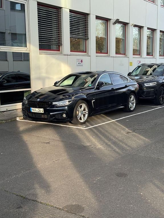 Schwarz Gebraucht 2019 BMW 420 M Sport Coupé | 20.900 € (Fairer Preis) - Bild 1/4