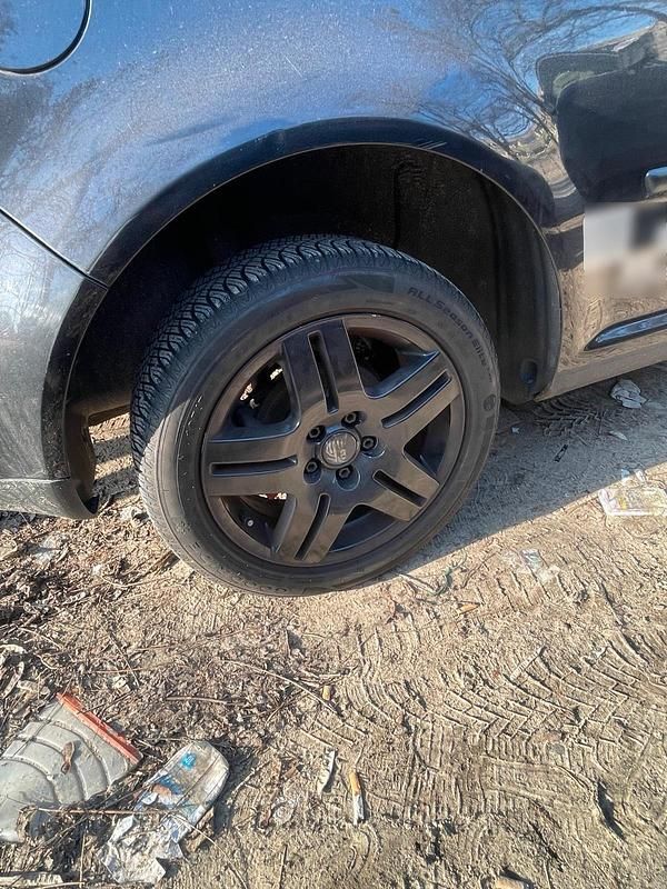 Gebraucht VW Golf IV 75 PS (55 kW) 2002 Schwarz Kleinwagen