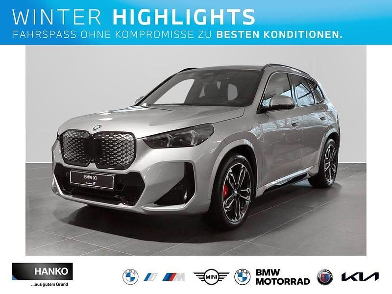 Spacesilber Neu 2025 BMW iX1 Luxury Line SUV | 55.000 € (Teuer) - Bild 1/4