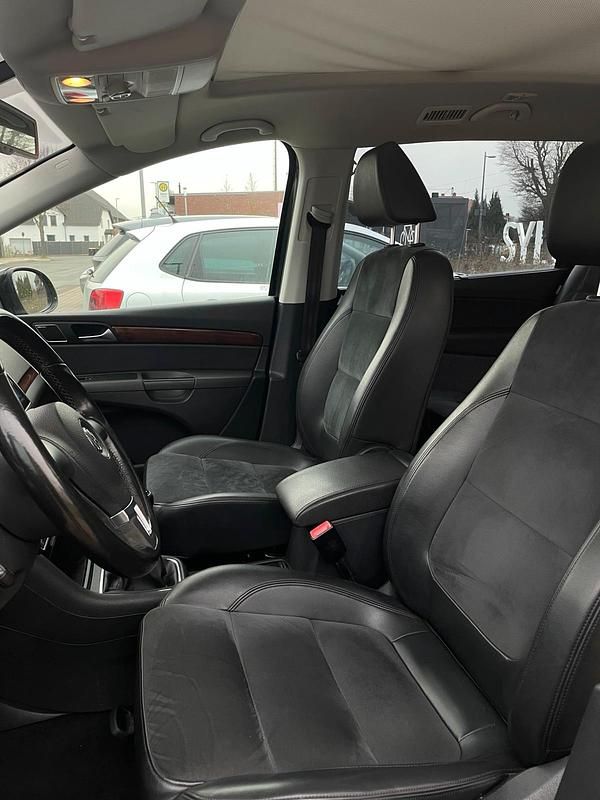 Gebraucht VW Sharan 140 PS (102 kW) 2011 Schwarz Van / Kleinbus