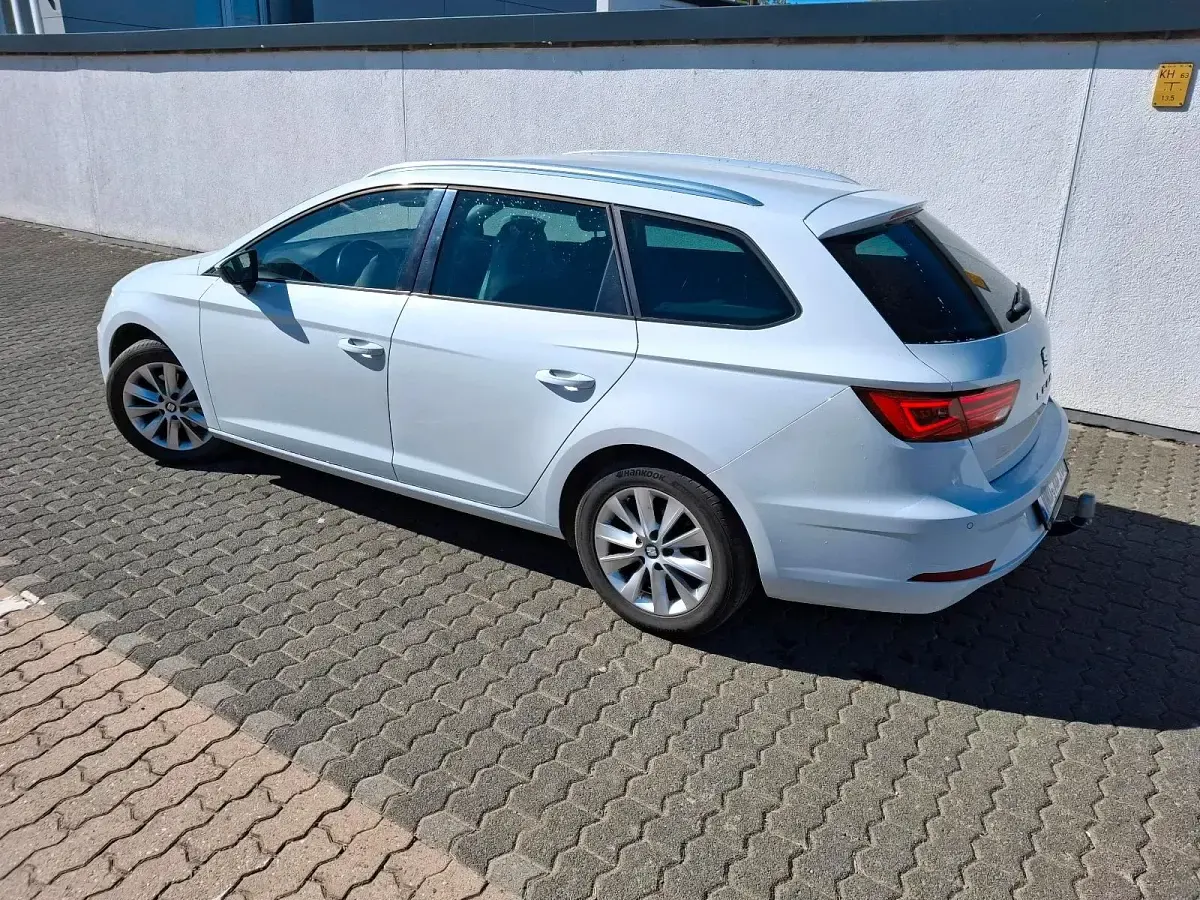 Używany Seat Leon 116 KM (85 kW) 2018 Biały Kombi