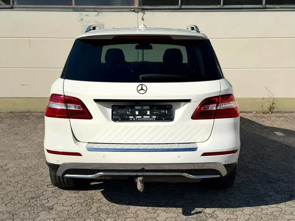 Gebraucht Mercedes ML350 258 PS (189 kW) 2012 Weiß SUV