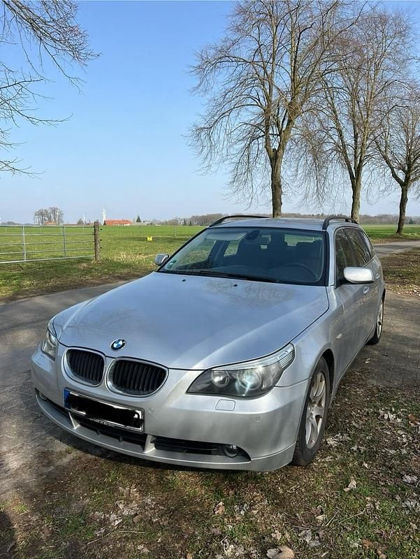 Usata BMW 525 192 CV (141 kW) 2004 Argento Station wagon