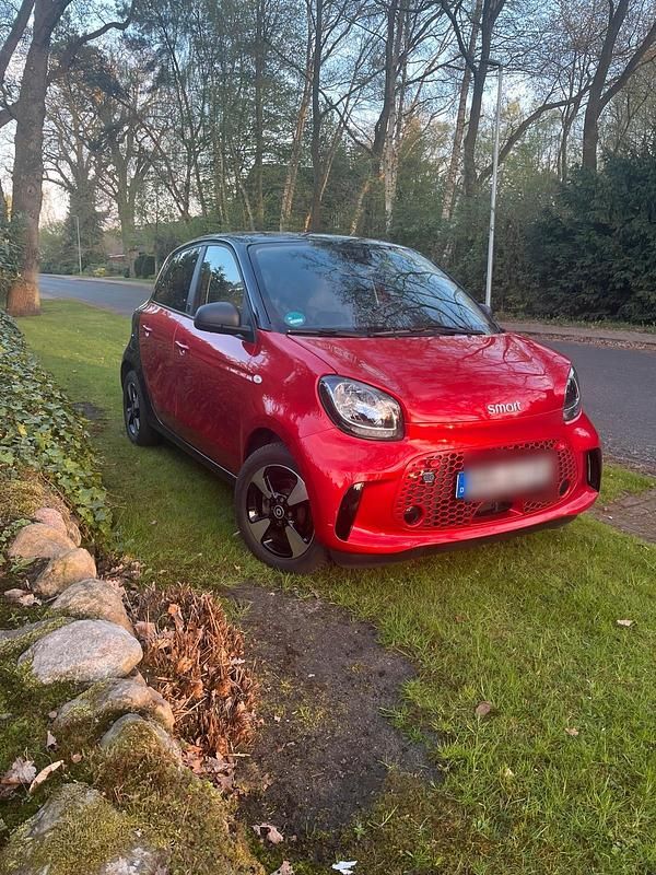 Rot Gebraucht 2020 Smart ForFour Electric Drive Kleinwagen | 9.950 € (Fairer Preis) - Bild 1/4
